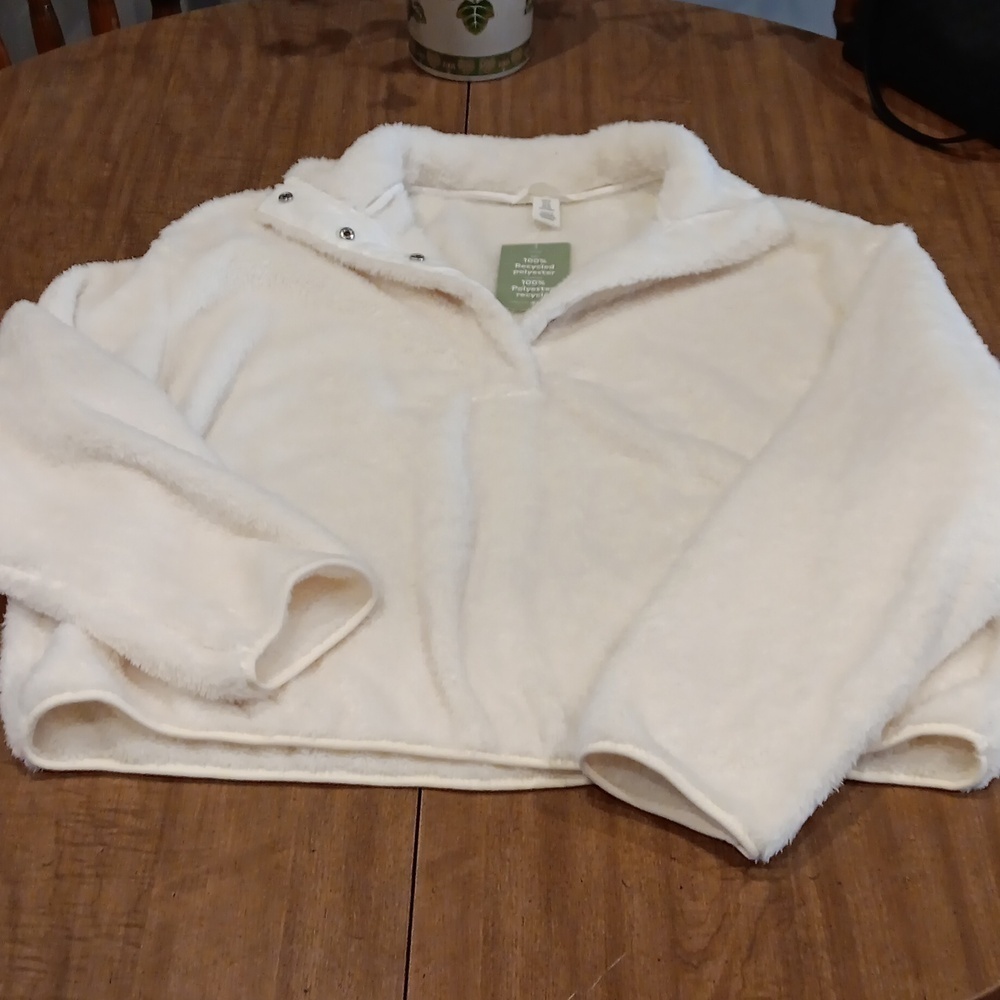 Fuzzy soft long-sleeved top size xl